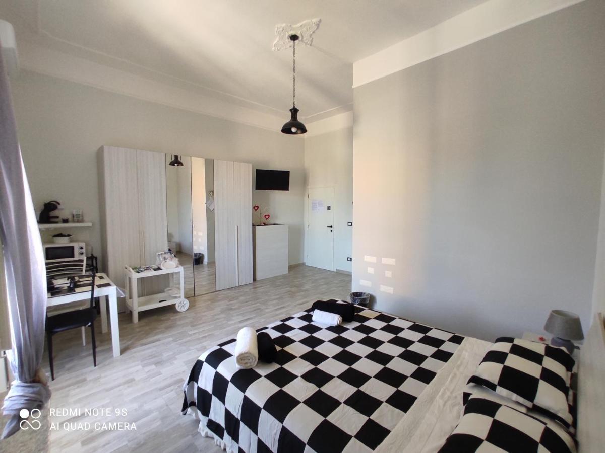 Scacco Matto Holiday House Taranto Exterior photo